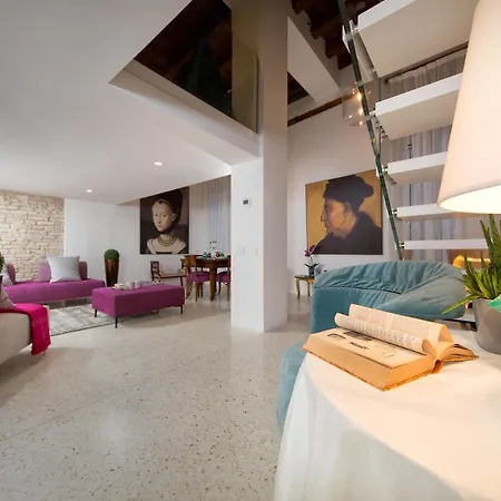 Ca Patron Loft - Canal View 아파트