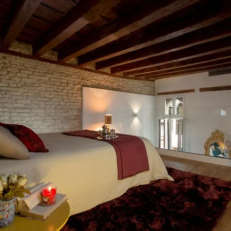 Ca Patron Loft - Canal View Apartment Venice