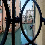 شقة Ca Patron Loft - Canal View البندقية