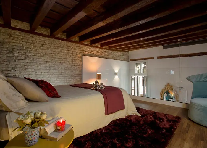 Ca Patron Loft - Canal View Apartment Venice